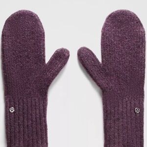 Lululemon Wool Mittens!